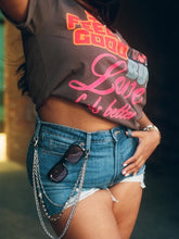 Load image into Gallery viewer, GREY SEX FEEL GOOD BUT LOVE IS BETTER
